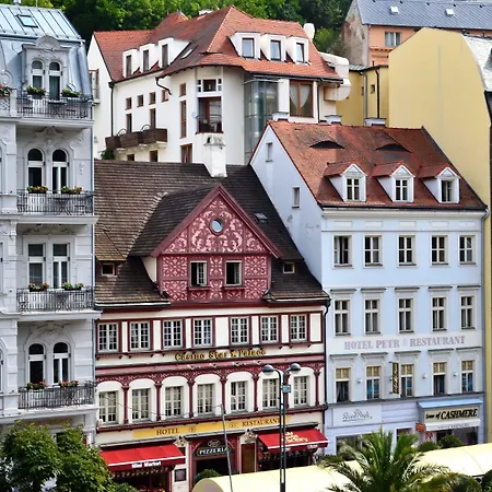 Petr Hotel KLV