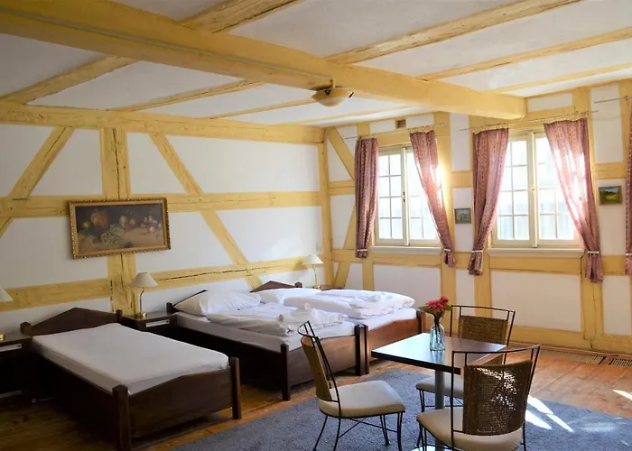 Hotel Petr KLV