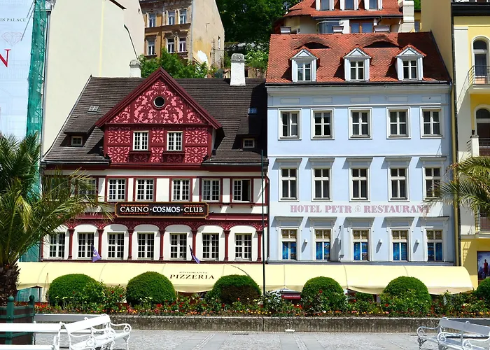 Petr Hotel