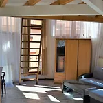 Petr Hotel