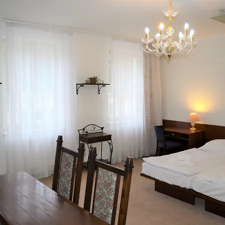 Petr Hotel 4*